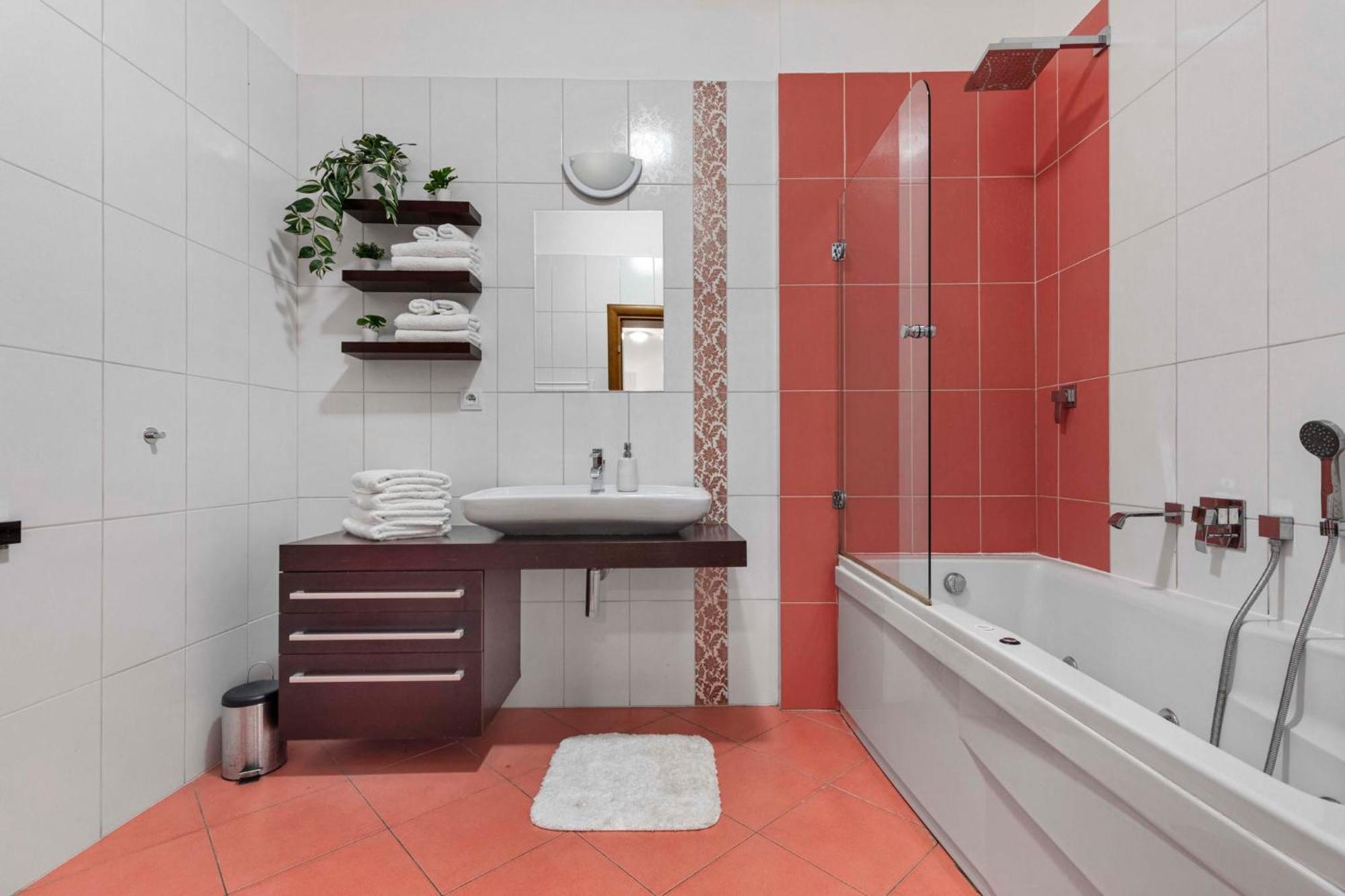 Charming Apartment In The Heart Of براتسيلافا المظهر الخارجي الصورة